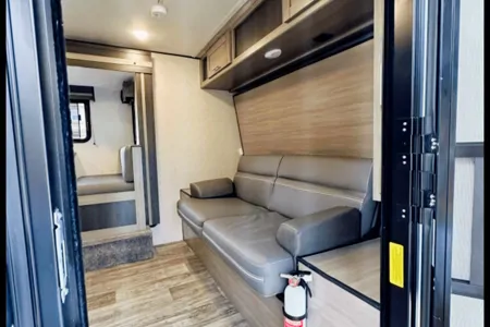 2022 Crossroads Sunset Travel Trailer