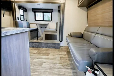 2022 Crossroads Sunset Travel Trailer