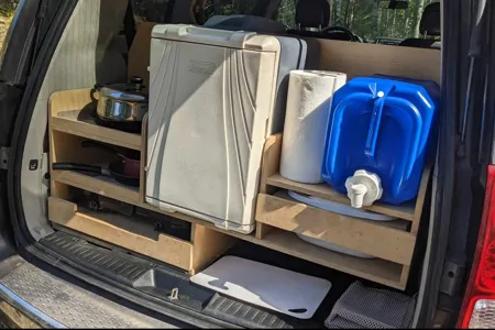 Jowelle, notre dodge caravan aménagée ! L'aventure commence ici !
