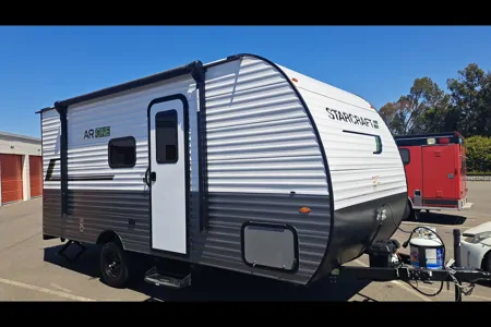 Pedro 's Starcraft 2025 Travel Trailer