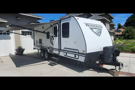 Winnebago Bunk House 2306BHS Travel Trailer