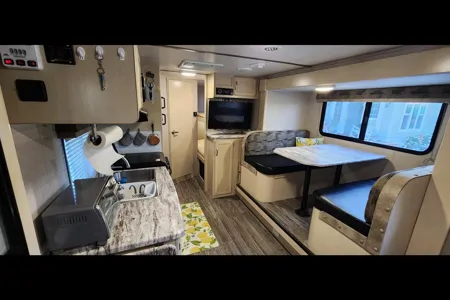 Winnebago Bunk House 2306BHS Travel Trailer