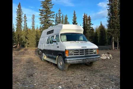 Harvie the Dodge B250