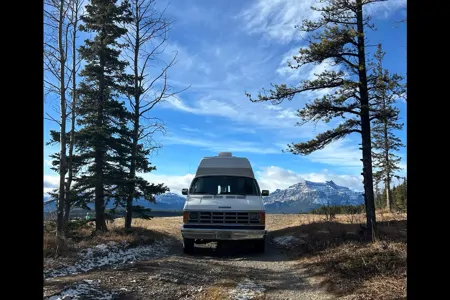 Harvie the Dodge B250