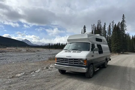 Harvie the Dodge B250