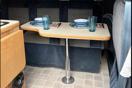 Harvie the Dodge B250