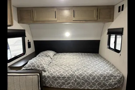 P&S Forest River wolf pup Travel Trailer