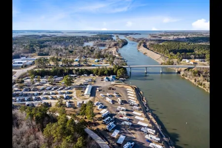 Cozy Camper on the Canal