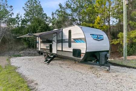 Cozy Camper on the Canal