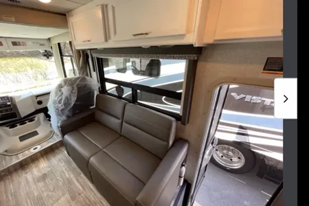 Thor Marathon Coach Hurricane 34J Class A