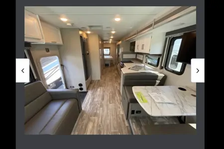 Thor Marathon Coach Hurricane 34J Class A