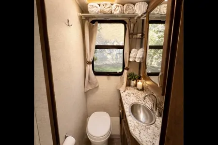 Shannon's Jayco Redhawk Class C