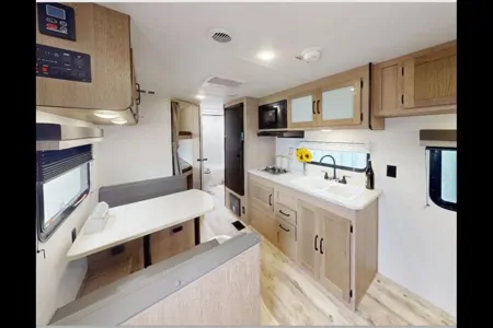Brayden's Grand River 26 DB Travel Trailer