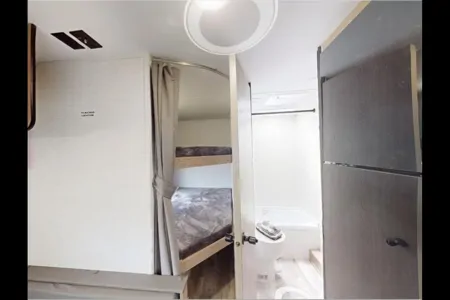 Brayden's Grand River 26 DB Travel Trailer
