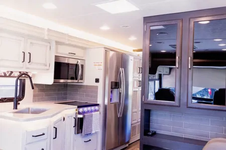 Alan's Entegra Coach Vision 34gG Class A