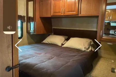 Pete's Forest River 26BHS Travel Trailer