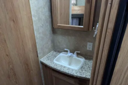 Sam's Jayco Flight 19 BH Travel Trailer