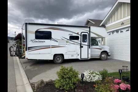Coachmen Freelander Class C