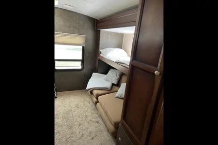 Heartland M32 Mallard Travel Trailer