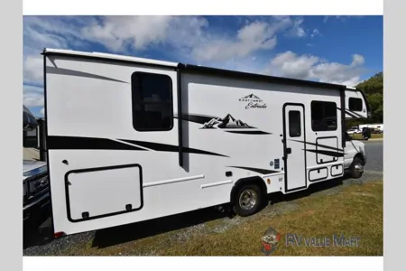 2026 East to West Entrada Class C 2800S