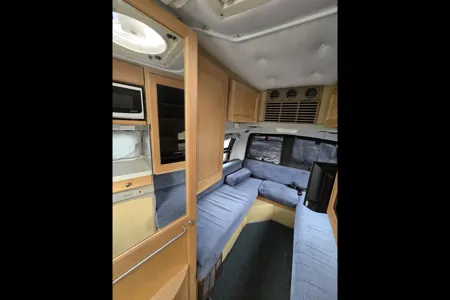 Chevy Roadtrek 190 Popular Campervan