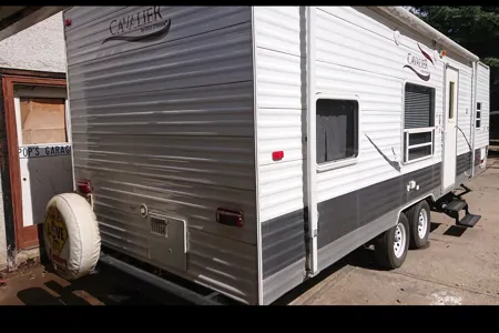 Happy Camping Gulfstream  Cavalier Travel Trailer