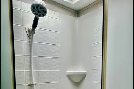 *Turn key* Fully loaded Luxury Rental*  32’ Sunvalley *Delivery Only