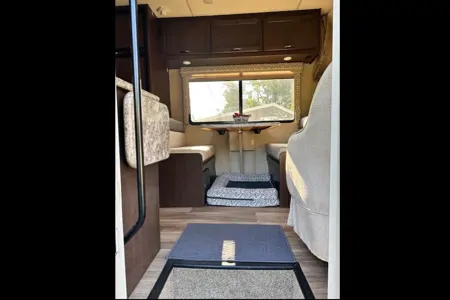 Agnes's Thor Motor Coach Freedom Elite Class C