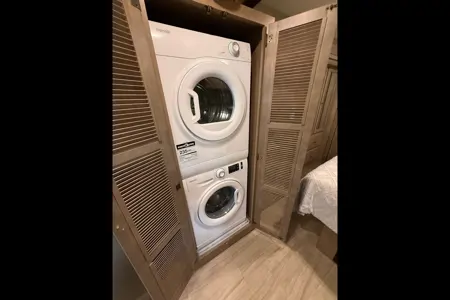 Kenneth's Thor Motor Coach Windsport Class A