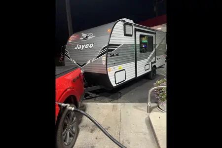 Sharon's Jayco 197 mb. Travel Trailer