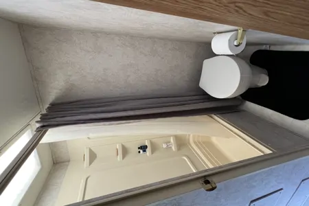 The Mariposa’s Gulf Stream Sea Hawk 29’ Fifth Wheel
