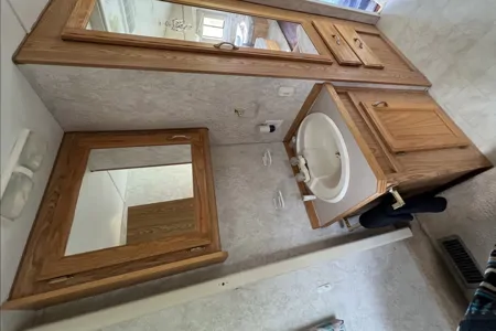 The Mariposa’s Gulf Stream Sea Hawk 29’ Fifth Wheel