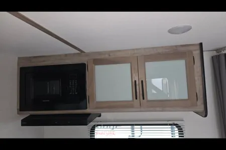 Sunny's 2025 Grand River 25BH Travel Trailer