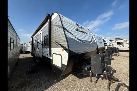 Joseph's Jayco Jay Flight 32BHDS Travel Trailer