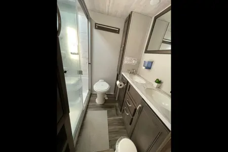 COUGAR 31GRLS Fifth Wheel CL 110