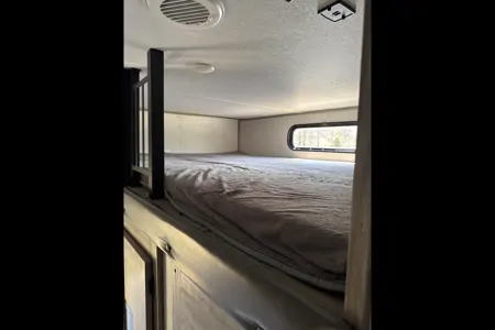 Robyn's Forest River Suite3660 Fifth Wheel