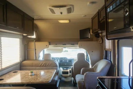 Thor Motor Coach Freedom Elite 23H Class C