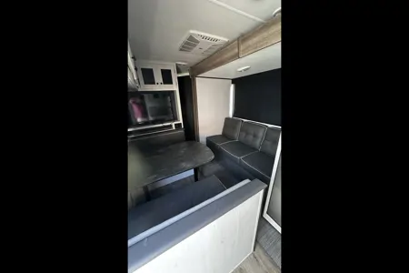 Sinu's Heartland Trail Runner Travel Trailer