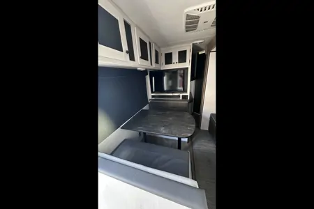 Sinu's Heartland Trail Runner Travel Trailer