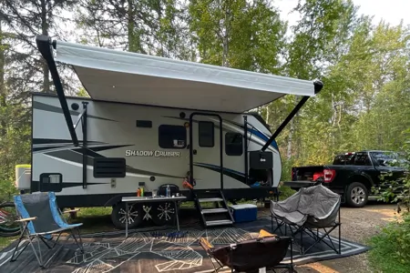 Happy Camper Shadow Cruiser 193MBS – Easy Tow, Fully Equipped