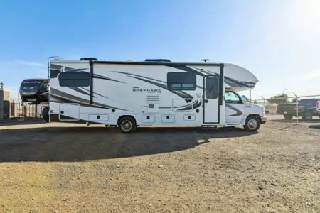 2020 Jayco Greyhawk: Spacious, Comfort& Fun!