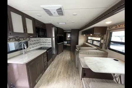 Jimmy Thor Motor Coach Hurricane Classe A