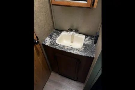 Jason's Starcraft Launch Travel Trailer