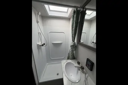 The bunk&beers Keystone Hideout sport 175bh Travel Trailer