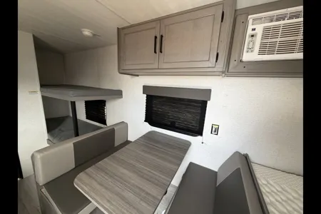 The bunk&beers Keystone Hideout sport 175bh Travel Trailer