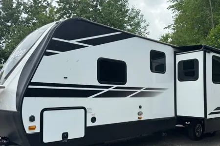 Lindsay's Imagine Big-Family Bunkhouse