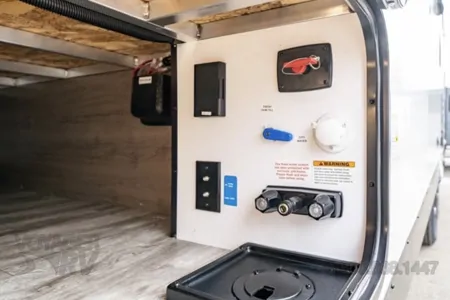 Vartan's Grand Design Imagine 22RBE Travel Trailer