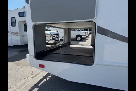 Luxury Winnebago 328qr Class C Motorhome !