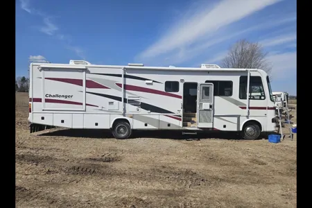 Rebekkah, Damon Challenger Class A