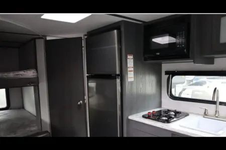 Patrice et roxane Dutchmen Aspen trail Roulotte